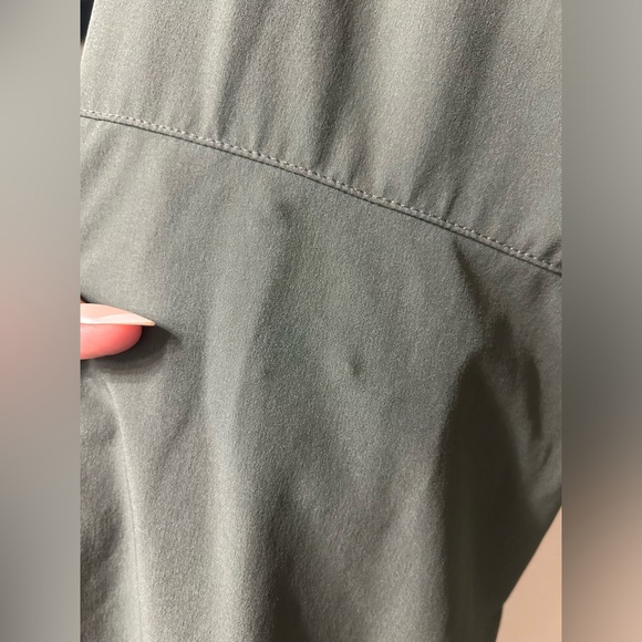 Women’s REI Hiking Dark Grey Roll Up Pants- Size 2 - Picture 5 of 8